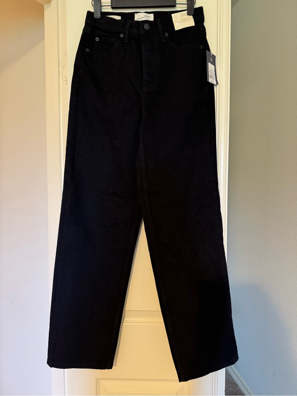 Universal Thread Black Straight-Leg Jeans